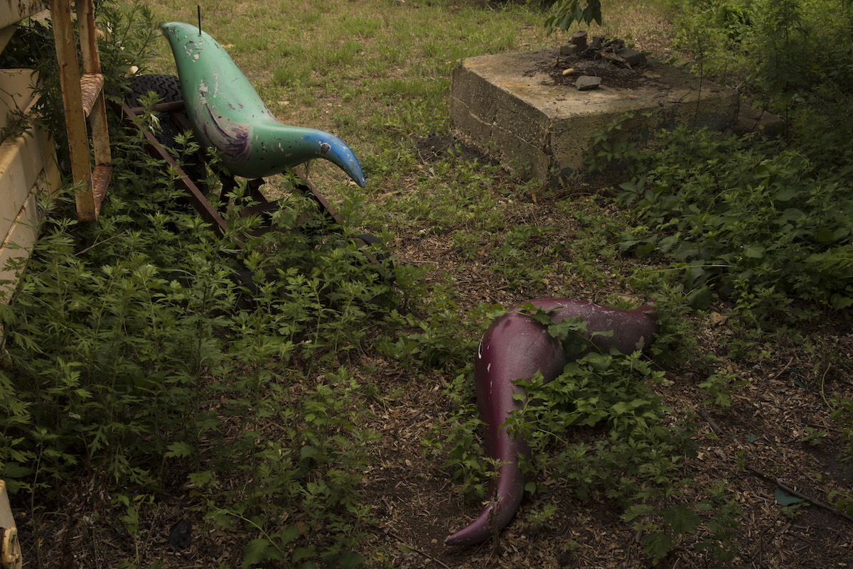 After People, a Sleek One Passes&nbsp;On